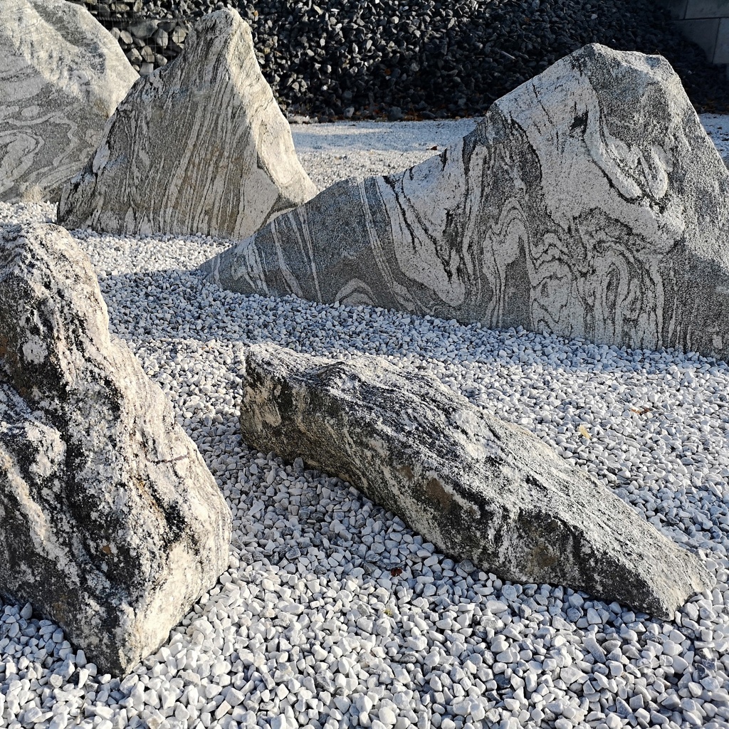 Groove Stone®